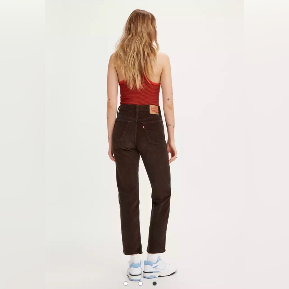 Levi’s Wedgie Straight Fit Corduroy Women’s Pants in Hot Fudge - Brown
